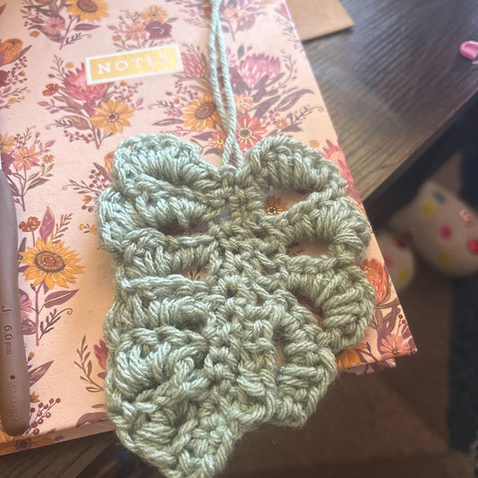 Monestra mirror hanger